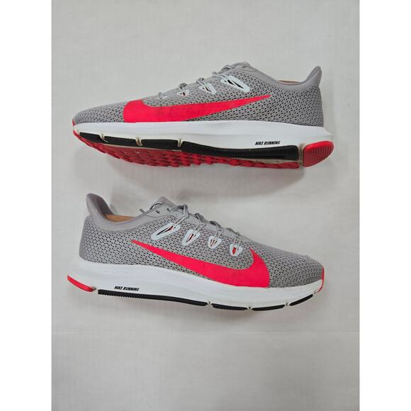 Nike Women's Quest 2 Shoes Wolf Grey Red Orbit Half Blue Size 9.5 - Picture 2 of 9